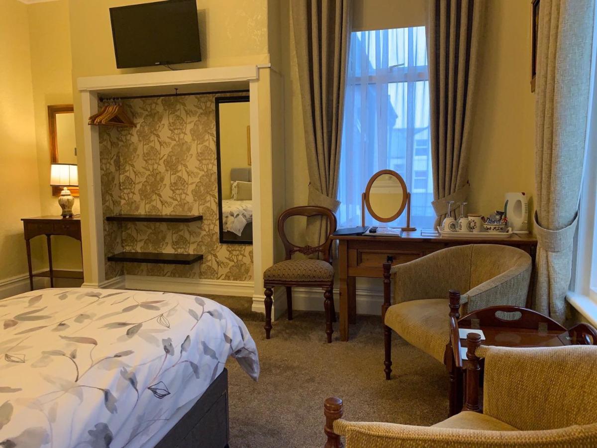 Bed and Breakfast The Gaydon Литам-Сент-Эннс Экстерьер фото